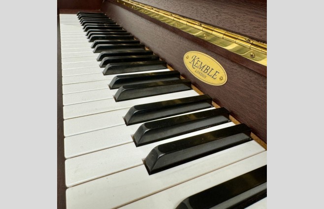 Kemble Cambridge Upright Piano | Satin Mahogany Finish | UK Delivery In Days | Warranty | P/X | Finance Options | Includes Stool, Home Tuning | Used | Serial Number 291351 - Image 9